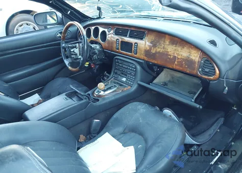 2005 Jaguar Xk8 from USA, damaged, VIN SAJDA42C052A40656